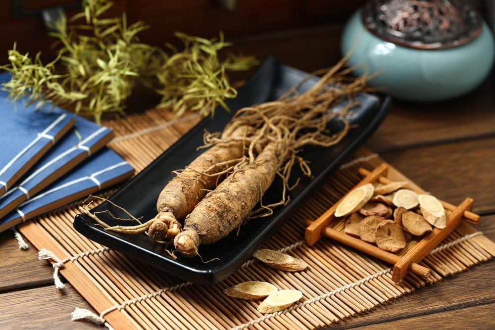 Ginseng: o que é, quais são os benefícios e como tomar - Ser Saúde ...
